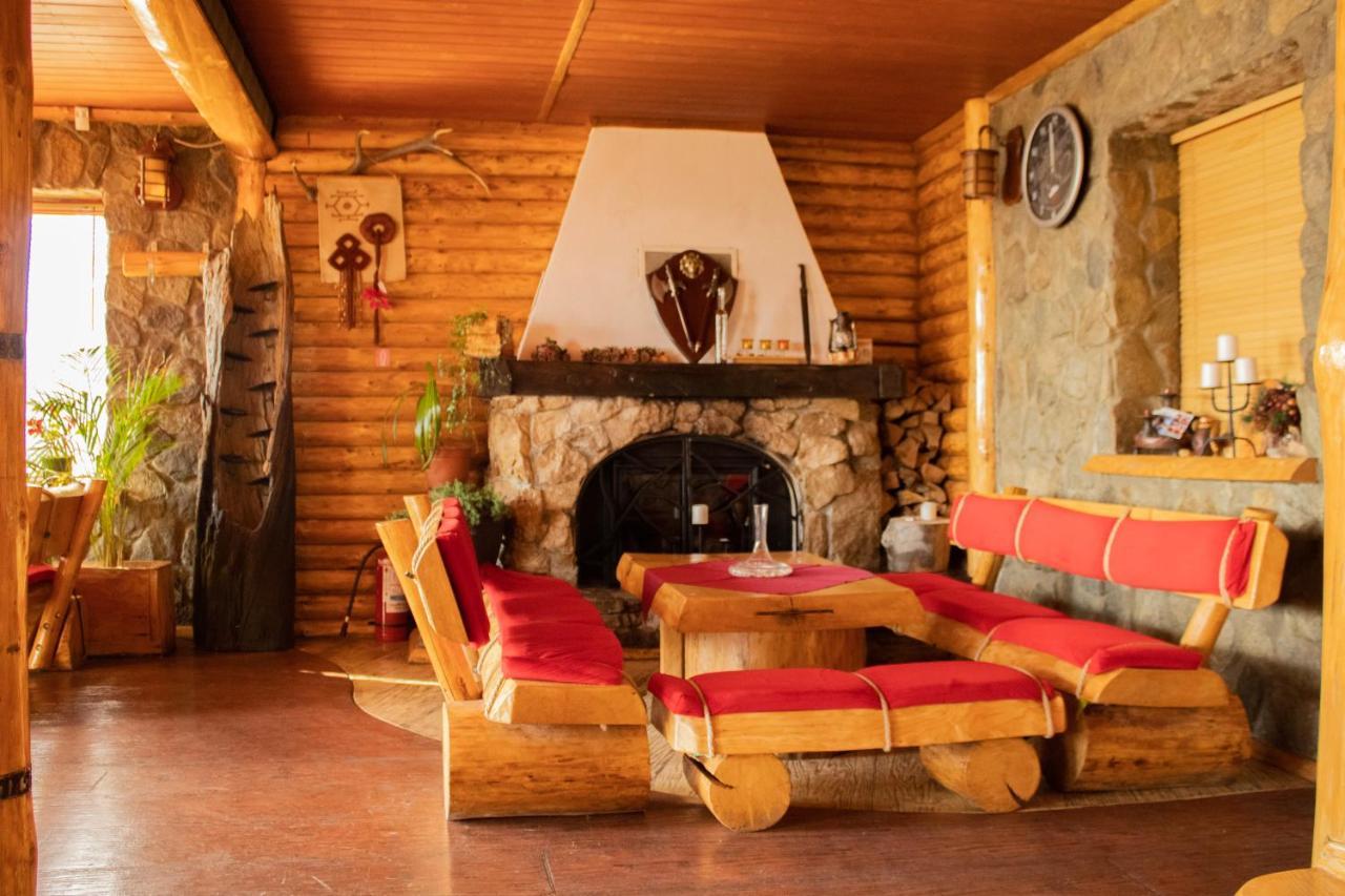 Pensiunea Alpin Ranca Ngoại thất bức ảnh